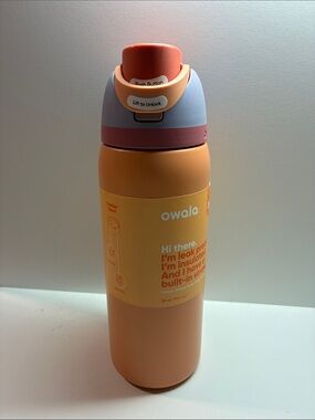 32 oz Owala FreeSip with Straw NEW